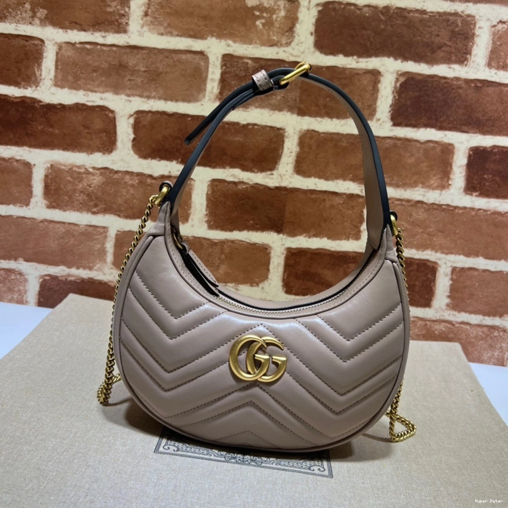 Hyper Peter GUCCI GG half-moon-shaped bag mini Marmont 0820